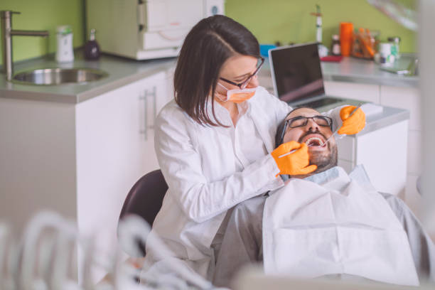 Best Emergency Tooth Extraction in Hayfield, MN